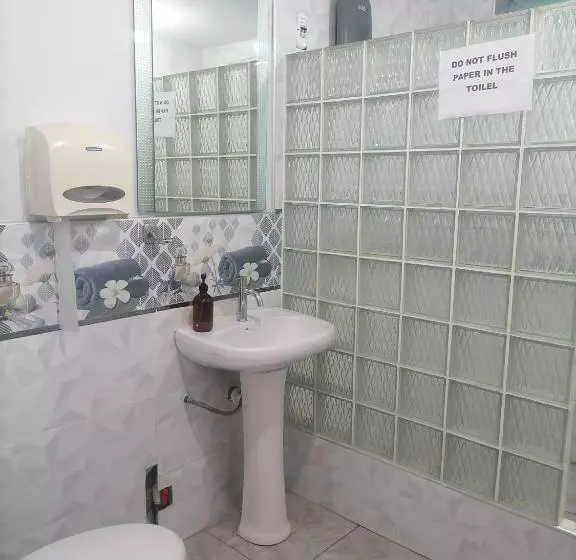 Retkeilymaja Hospedaje Restaurante El Hombre