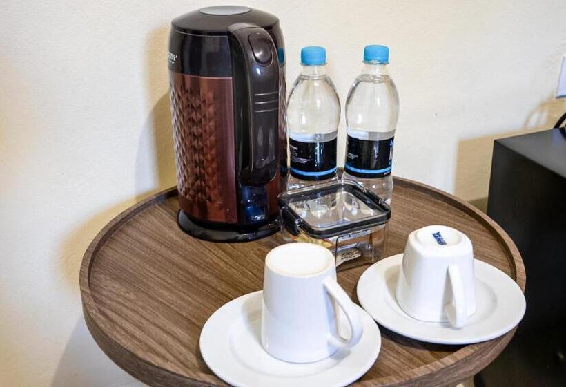 تختخواب و صبحانه Incognito Reggae Rooms