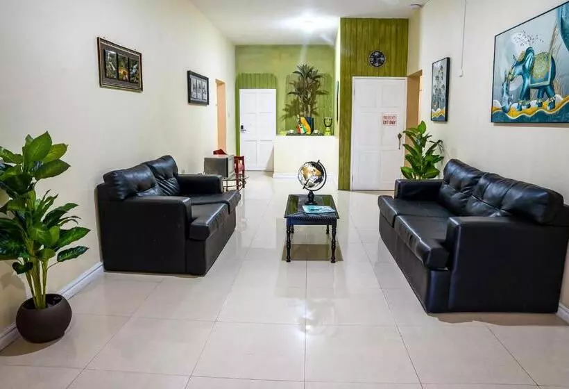 Aamiaismajoitus (B&B) Incognito Reggae Rooms