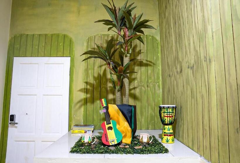 تختخواب و صبحانه Incognito Reggae Rooms