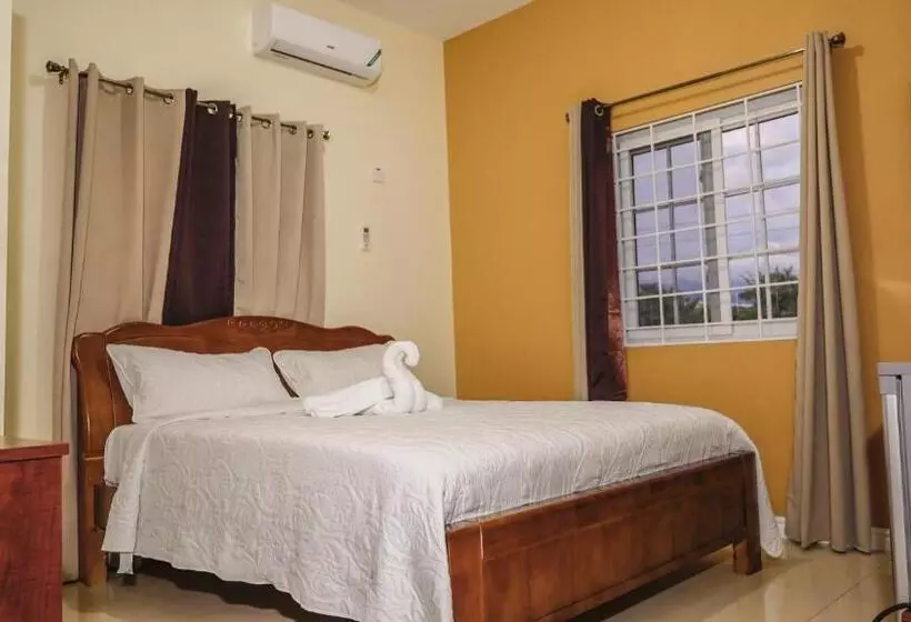 Aamiaismajoitus (B&B) Incognito Reggae Rooms