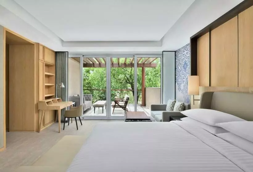 Courtyard By Marriott Aravali Resort