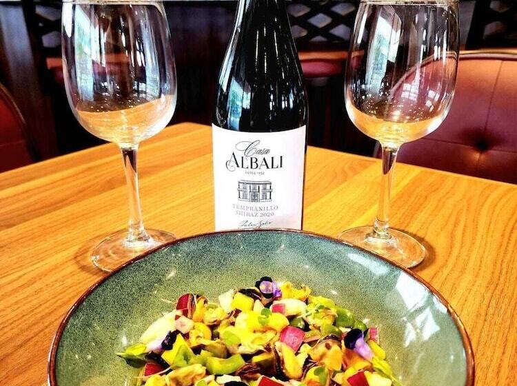 בית מלון כפרי Cebu Quincentennial