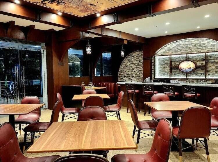 בית מלון כפרי Cebu Quincentennial