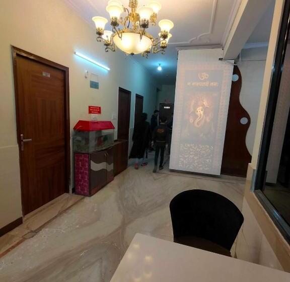 هتل Oyo 87926  New Imperial