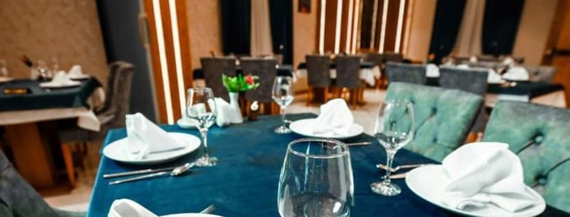 هتل Regal Inn Badamdar