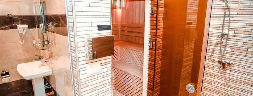 هتل Regal Inn Badamdar