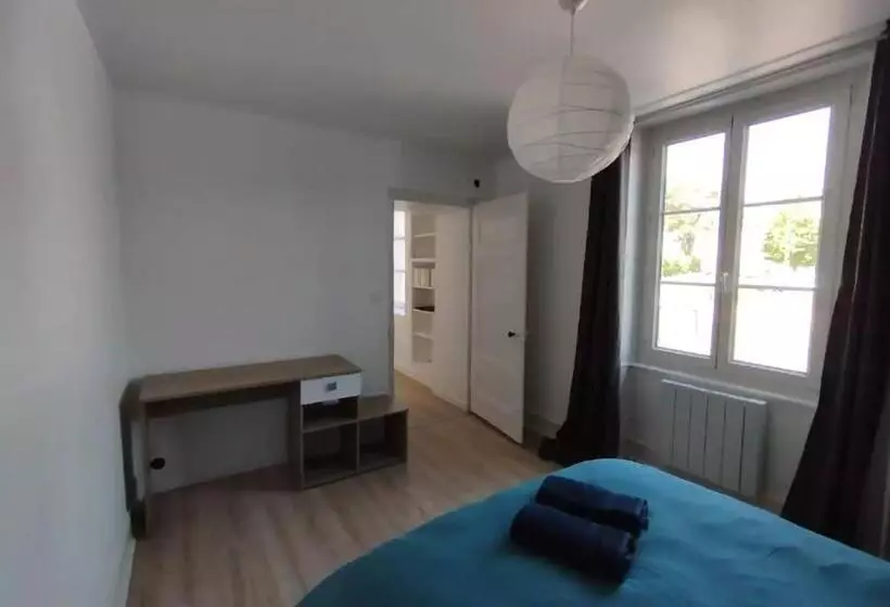 Les Glycines, Un Air De Campagne à La Ville