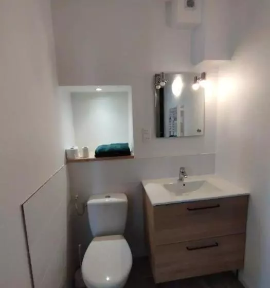 Les Glycines, Un Air De Campagne à La Ville