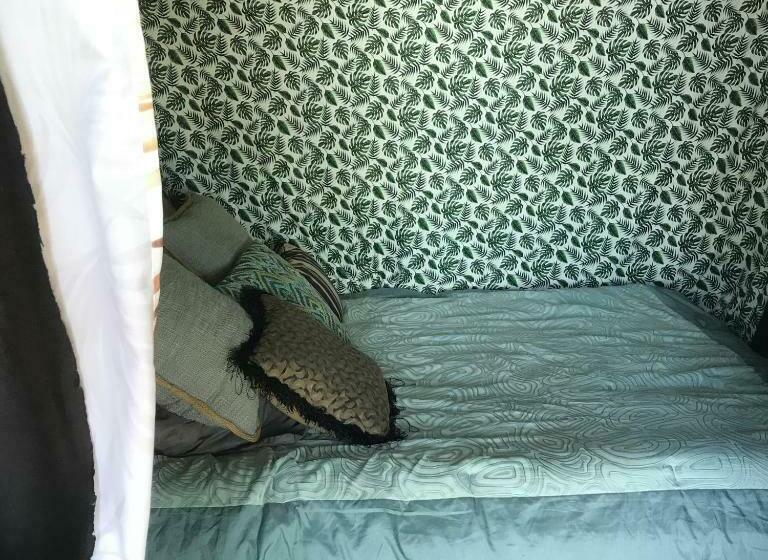 پانسیون Beachfront Paradise