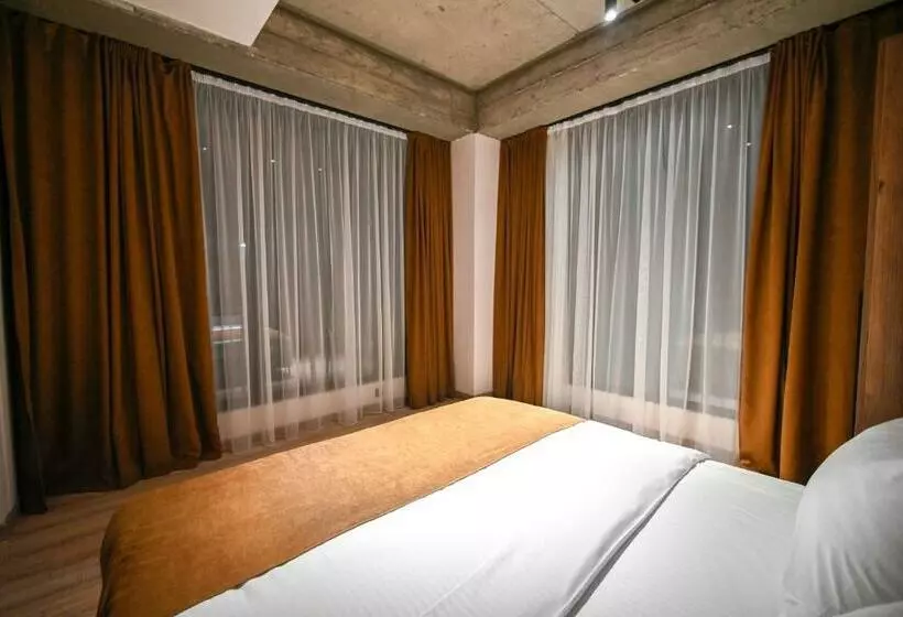 Rooms Apart Hotel By Red