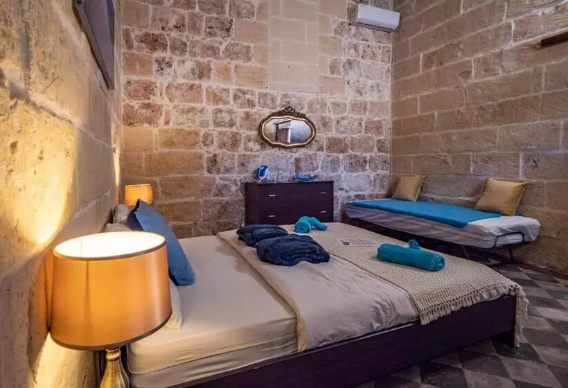 250 Yo Tal Bambinu Farmhouse