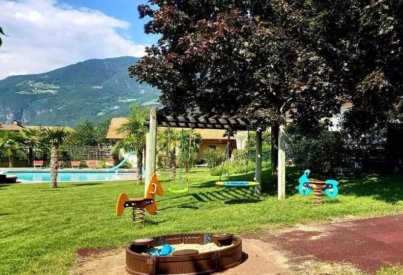 ベッドアンドブレックファースト Garni Grüner Baum