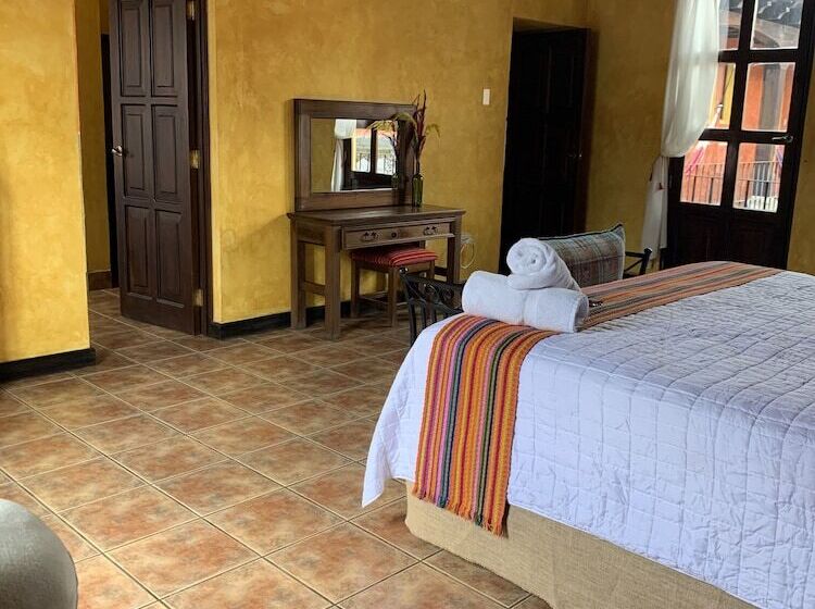 هتل Casona Del Conquistador