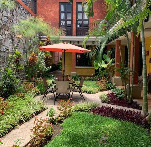 هتل Casona Del Conquistador