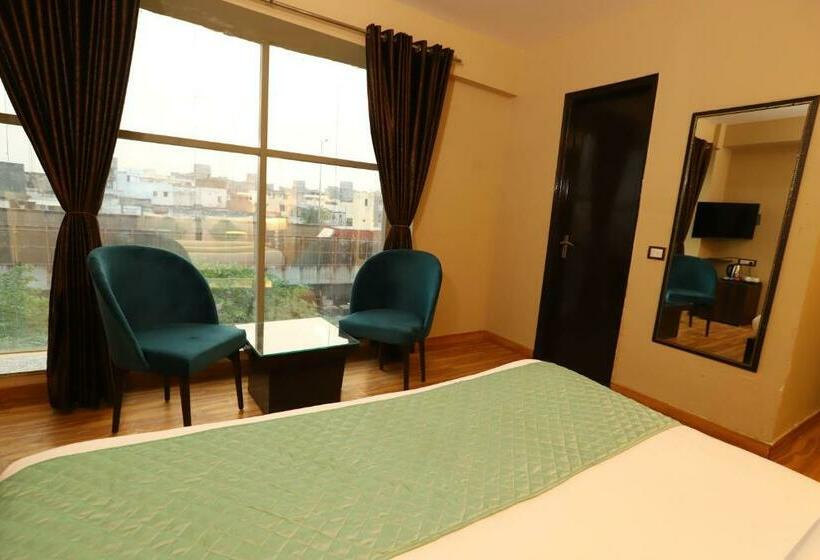 Hotel Palm Grand Naraina New Delhi Couple Friendly Local Ids Accepted