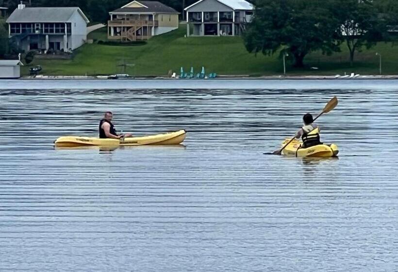 The Fifth Promise A Cozy Lakehouse Retreat