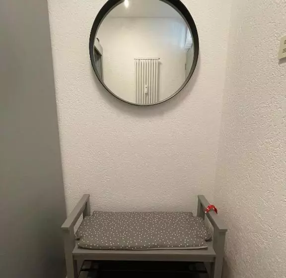 Viktor Apartment