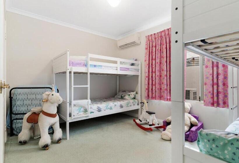 Aqua La Vista Mandurah