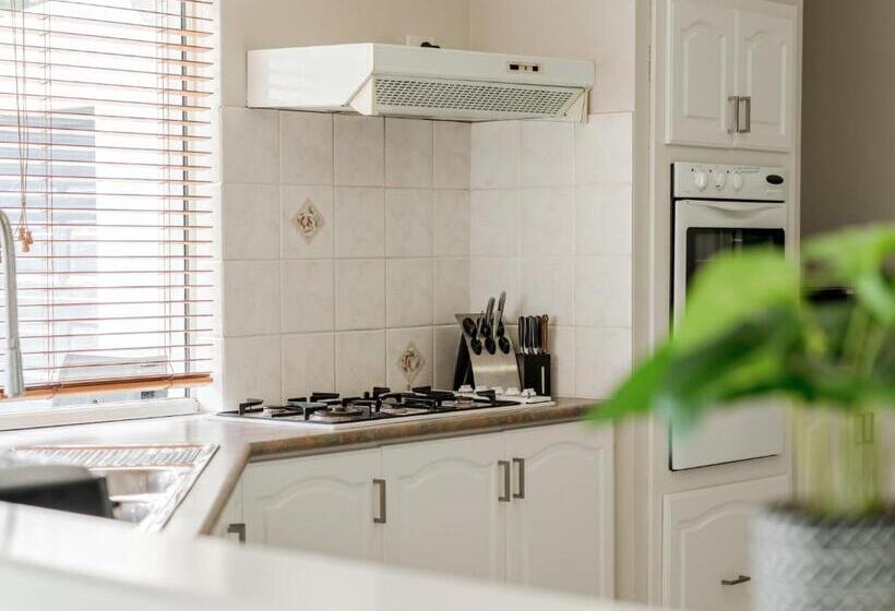 Aqua La Vista Mandurah