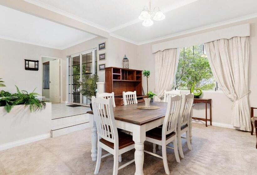 Aqua La Vista Mandurah