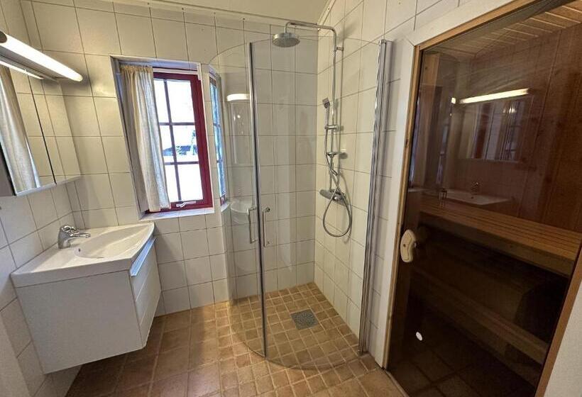 Bruksvallarna Lullens Stugby