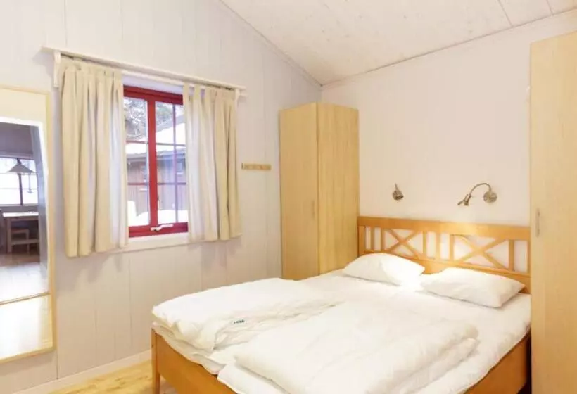 Bruksvallarna Lullens Stugby