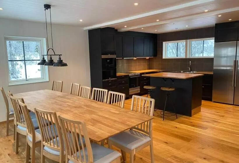 Bruksvallarna Lullens Stugby