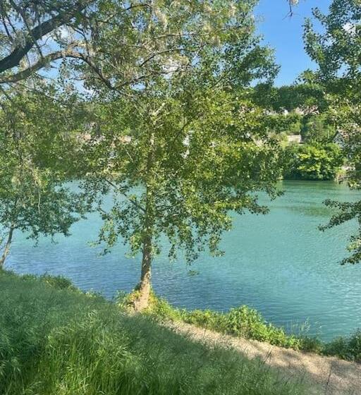 Calme, Emplacement Parfait, 15 Min Paris