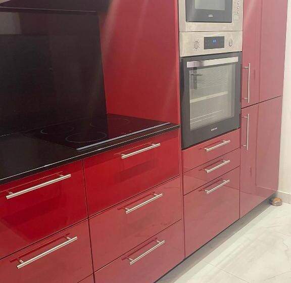 Calme, Emplacement Parfait, 15 Min Paris