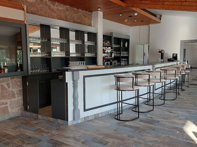 Hotel Hôtel Parc Les Cigognes   Albé