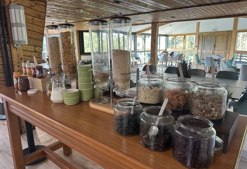 Hotel Hôtel Parc Les Cigognes   Albé