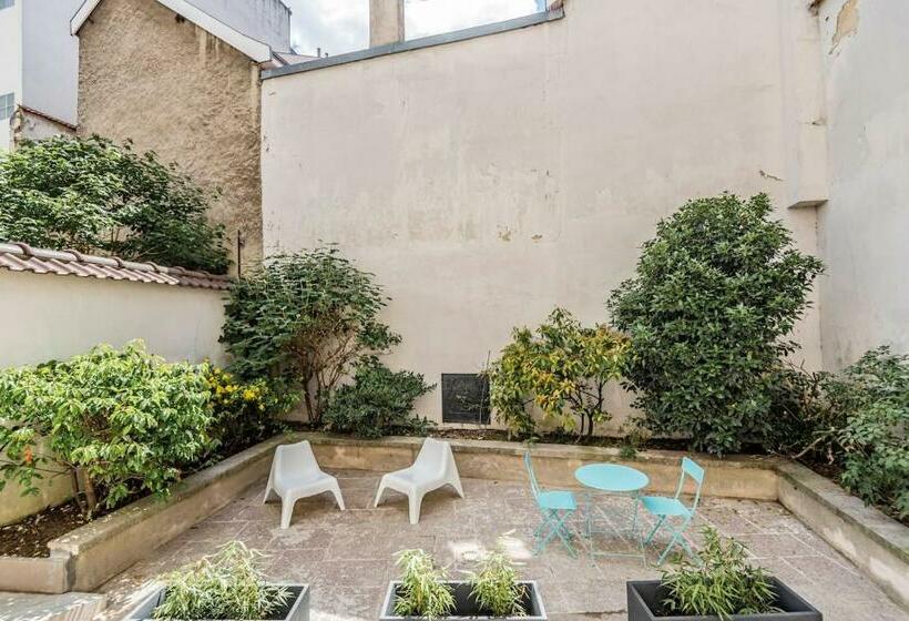 בית מלון כפרי Suites Du Général Leclerc