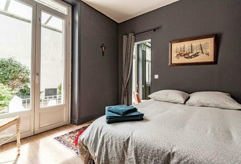 בית מלון כפרי Suites Du Général Leclerc