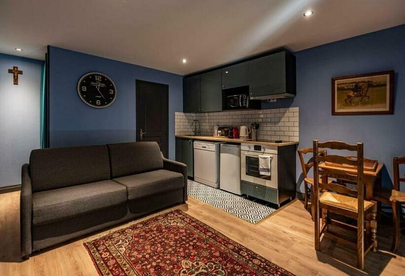 בית מלון כפרי Suites Du Général Leclerc