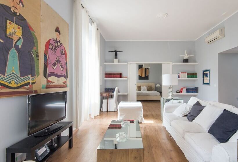 Auditorium Luxury Apartments