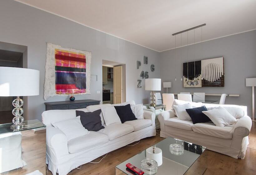 Auditorium Luxury Apartments