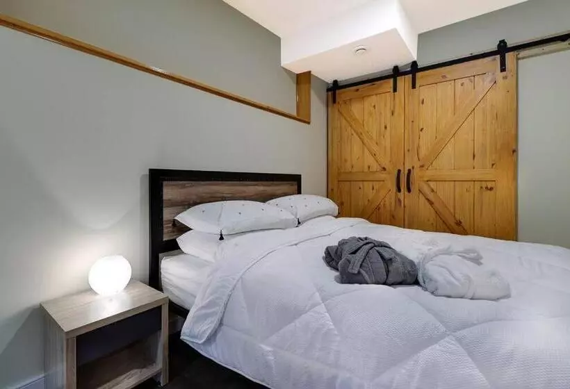 Adorable Private Suite With Indoor Fire Place