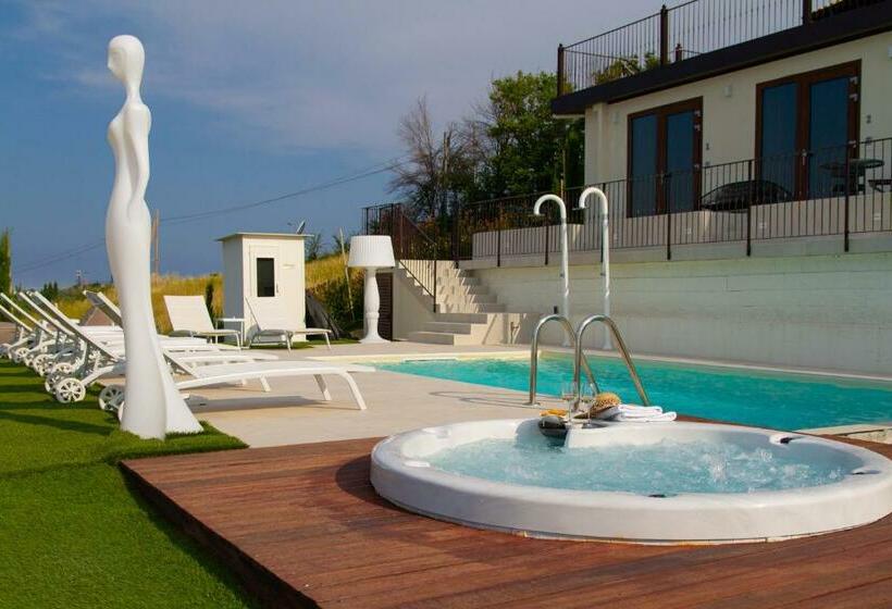 B&b & Spa Novantadieci Club