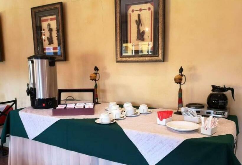 צימר Rooiberg Resort & Events Venue