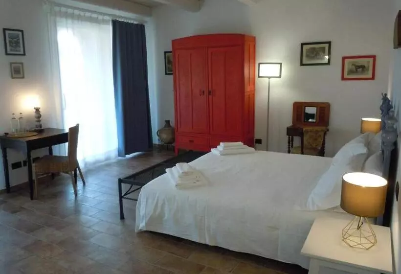 Hotelli Antica Cascina Pilo