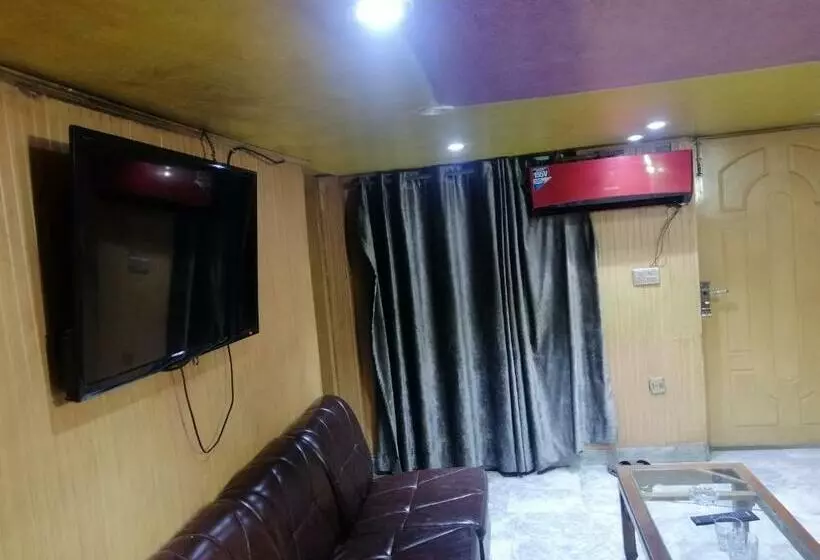 Hajveryinn_hotel Lahore