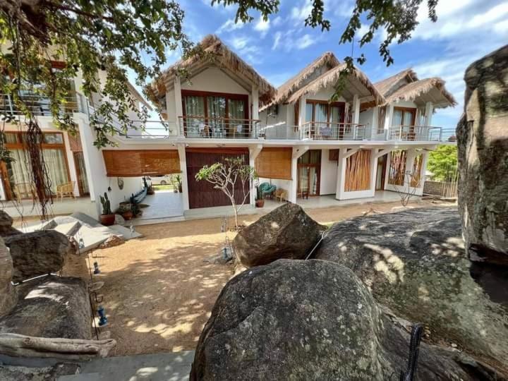 ホテル Oruwa Boutique Villas