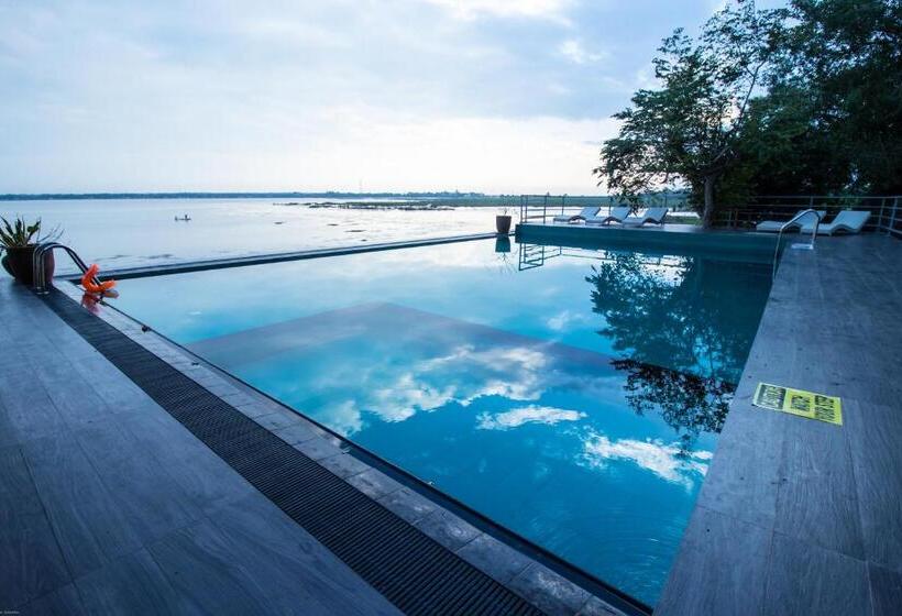 ホテル Oruwa Boutique Villas