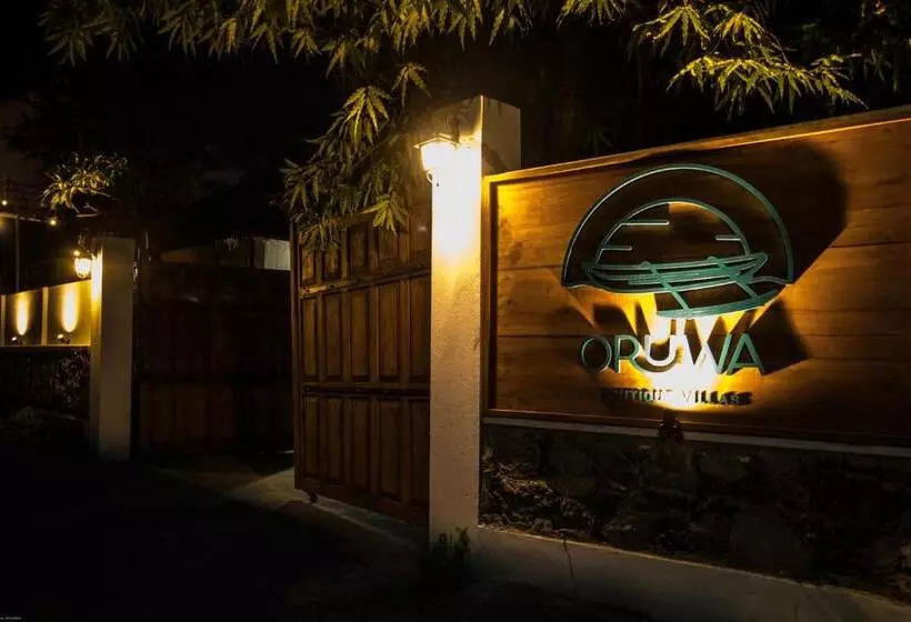 ホテル Oruwa Boutique Villas