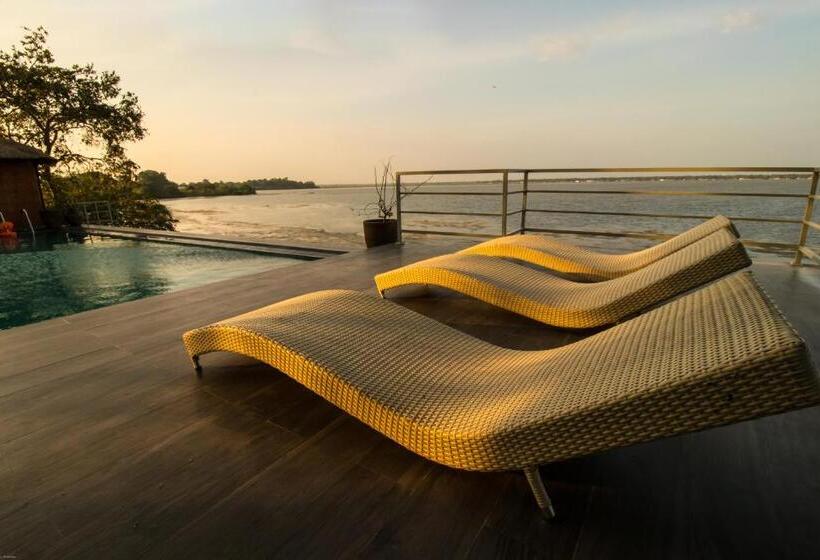 ホテル Oruwa Boutique Villas