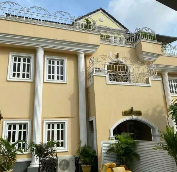 Presken Hotels, Opebi   Castle