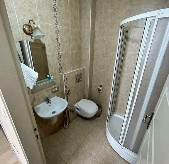 Hypatia Rezidans Apartments