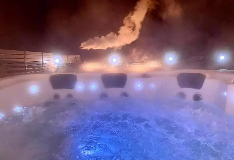 ペンション Alpin House Colibita