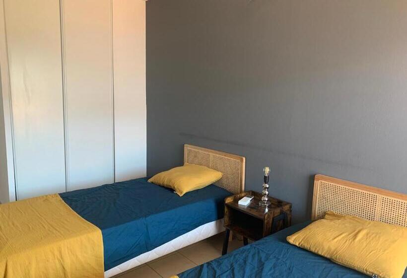 Bel Appartement Climatisé & Parking